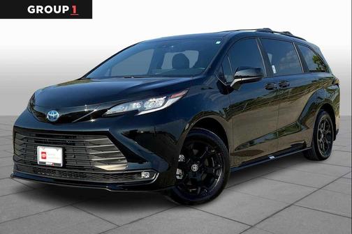 2025 Toyota Sienna Woodland Edition