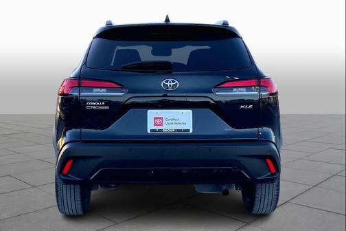 2024 Toyota Corolla Cross XLE