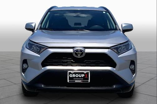 Silver Sky Metallic 2021 Toyota RAV4 XLE