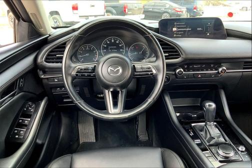 2025 Mazda Mazda3 FWD w/Preferred Package