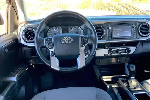 2017 Toyota Tacoma SR5