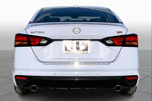 2023 Nissan Altima SR FWD