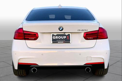 2017 BMW 340 340i