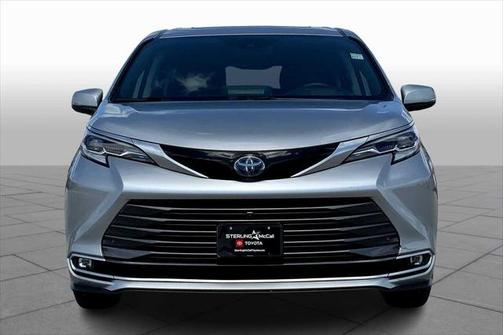 2021 Toyota Sienna Platinum 7 Passenger
