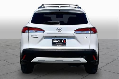 Wind Chill Pearl 2024 Toyota Corolla Cross LE