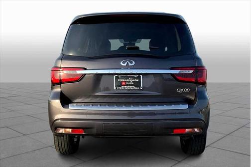 2023 INFINITI QX80 Luxe