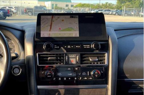 2023 INFINITI QX80 Luxe