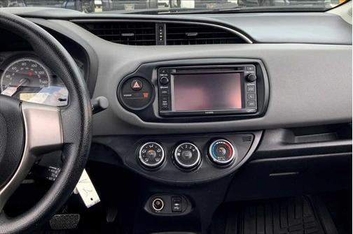 2016 Toyota Yaris LE