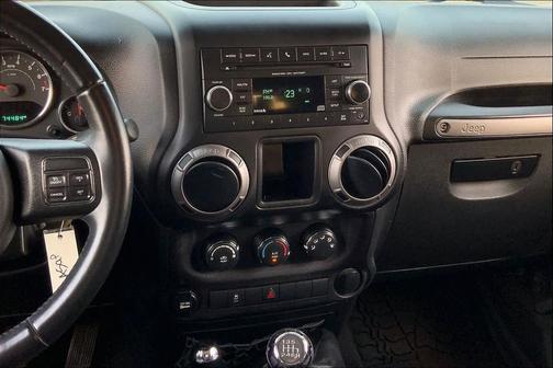 2017 Jeep Wrangler Sport