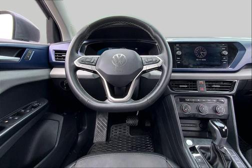 Platinum Gray Metallic 2022 Volkswagen Taos 1.5T SE