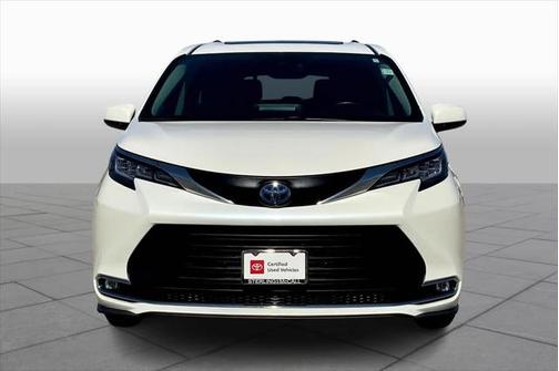 2021 Toyota Sienna XLE 8 Passenger