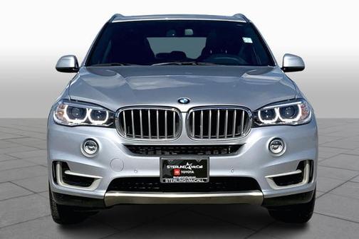 Photo 3 of 32 of 2017 BMW X5 sDrive35i