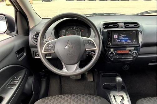 2022 Mitsubishi Mirage ES