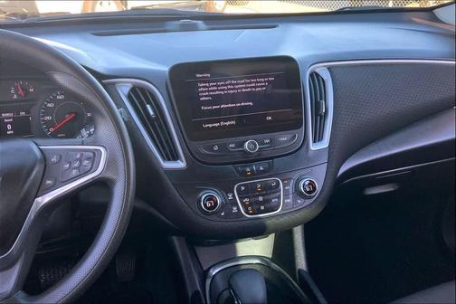 2022 Chevrolet Malibu FWD LT