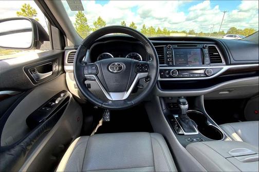 2014 Toyota Highlander Limited