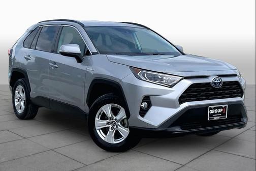 Silver Sky Metallic 2020 Toyota RAV4 Hybrid XLE