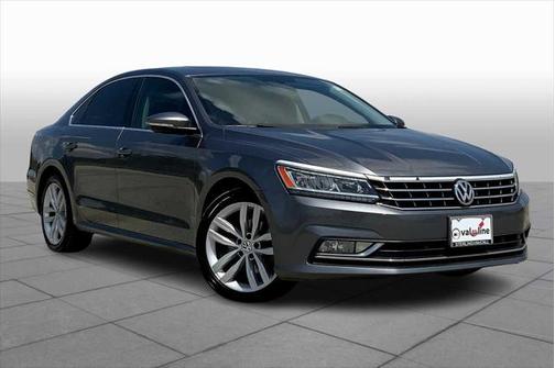 2018 Volkswagen Passat 2.0T SE