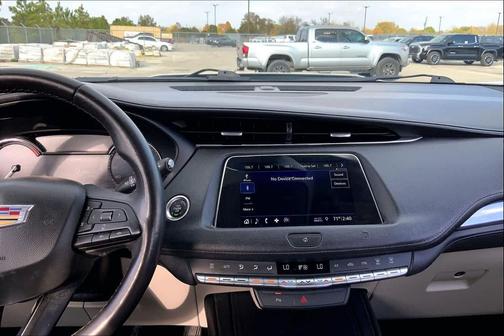 2019 Cadillac XT4 Luxury