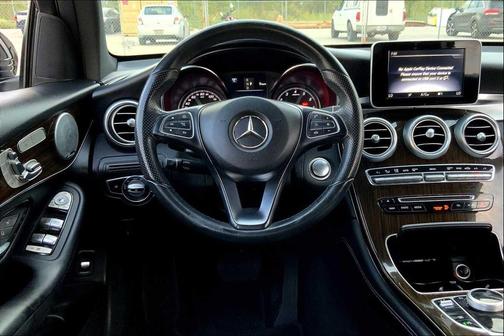 2018 Mercedes-Benz GLC 300 Base