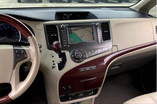2012 Toyota Sienna Limited