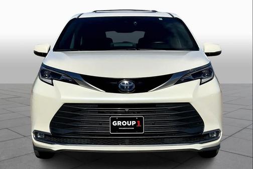 2021 Toyota Sienna Platinum