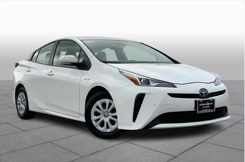 2022 Toyota Prius LE