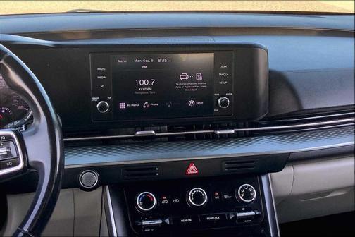 2022 Kia Carnival LXS