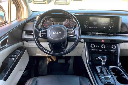 2022 Kia Carnival LXS