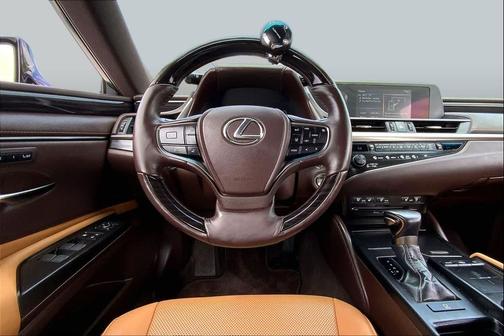 Matador Red Mica 2019 Lexus ES 350 Base