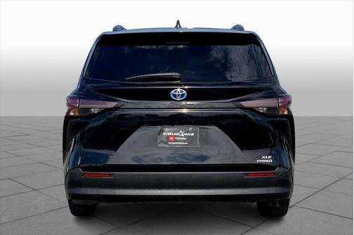 2024 Toyota Sienna XLE 7 Passenger