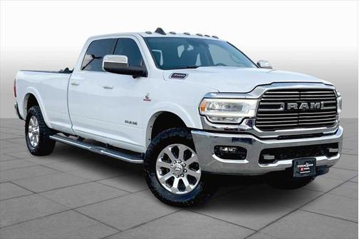 2020 RAM 3500 Laramie Crew Cab 4x4 8' Box
