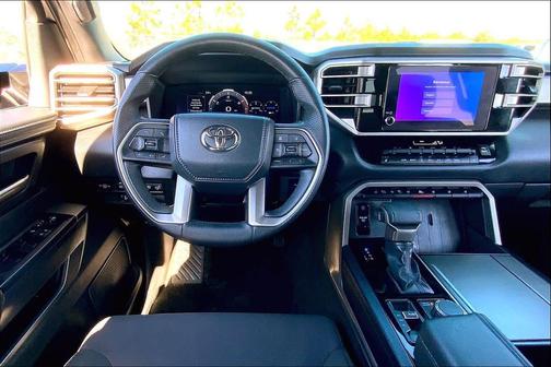 2025 Toyota Sequoia SR5