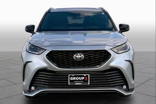 Celestial Silver Metallic 2022 Toyota Highlander XSE