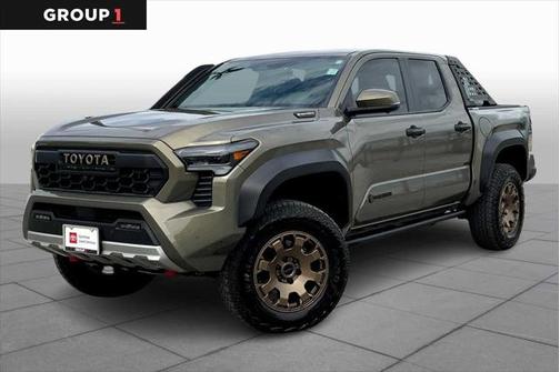 2025 Toyota Tacoma Hybrid Trailhunter