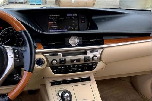 2014 Lexus ES 300h Base