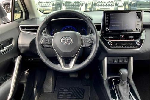 2022 Toyota Corolla Cross XLE