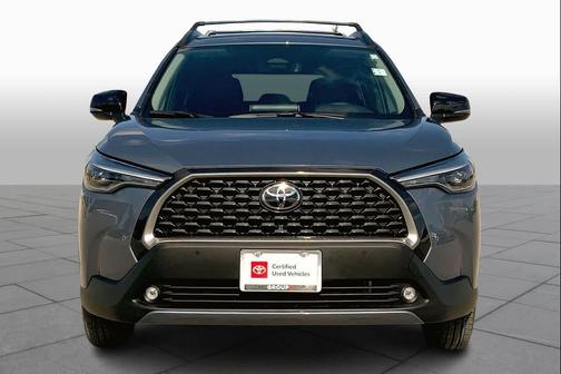 2025 Toyota Corolla Cross XLE