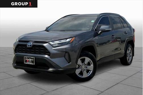 2022 Toyota RAV4 Hybrid XLE