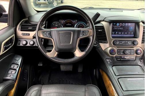2017 GMC Yukon XL Denali