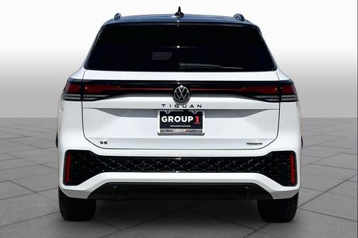 Opal White w/Deep Black Roof 2025 Volkswagen Tiguan 2.0T SE R-Line Black 4MOTION