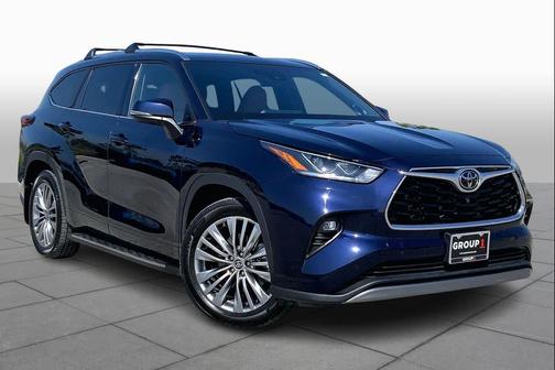 2022 Toyota Highlander Platinum