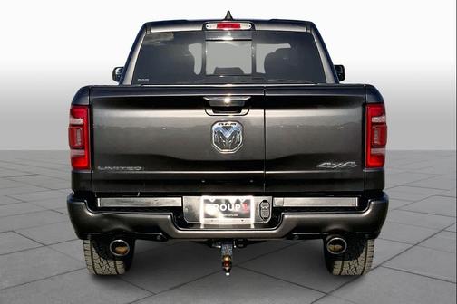 Granite Crystal Metallic Clearcoat 2020 RAM 1500 Limited