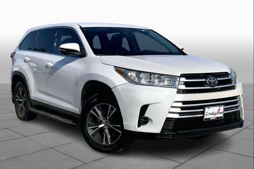 Blizzard Pearl 2019 Toyota Highlander LE I4