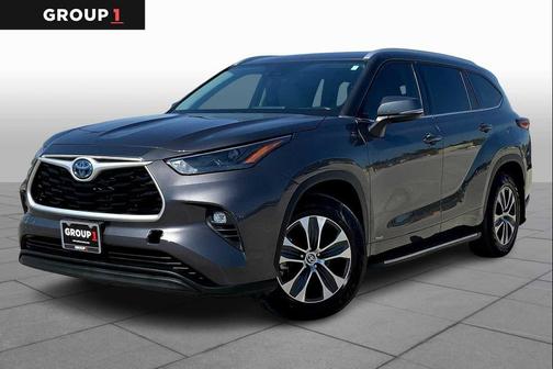 2022 Toyota Highlander Hybrid XLE