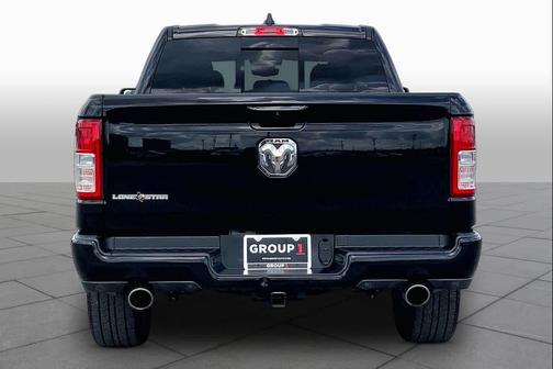 Diamond Black Crystal Pearlcoat 2022 RAM 1500 Lone Star