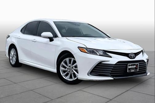 Ice Cap 2023 Toyota Camry LE