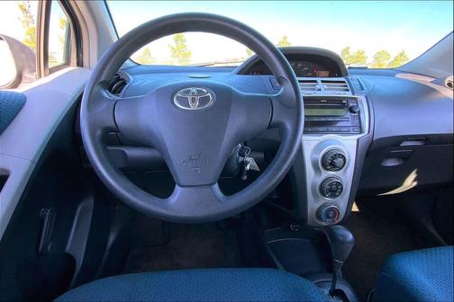 2008 Toyota Yaris Base