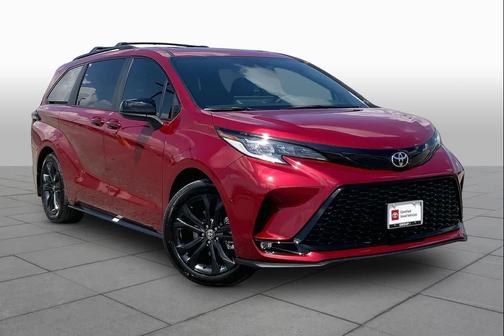 Ruby Flare Pearl 2026 Toyota Sienna XSE 7 Passenger