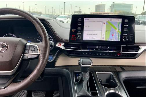 2023 Toyota Sienna Platinum