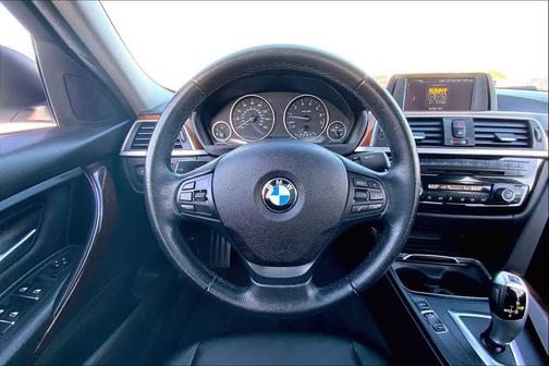 2018 BMW 320 i